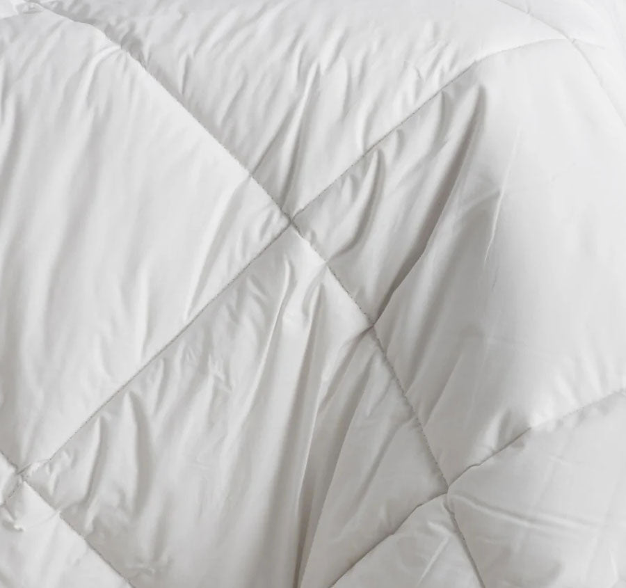 Woolly Comforts 550gsm Winter Australian Wool Quilt Range Manchester