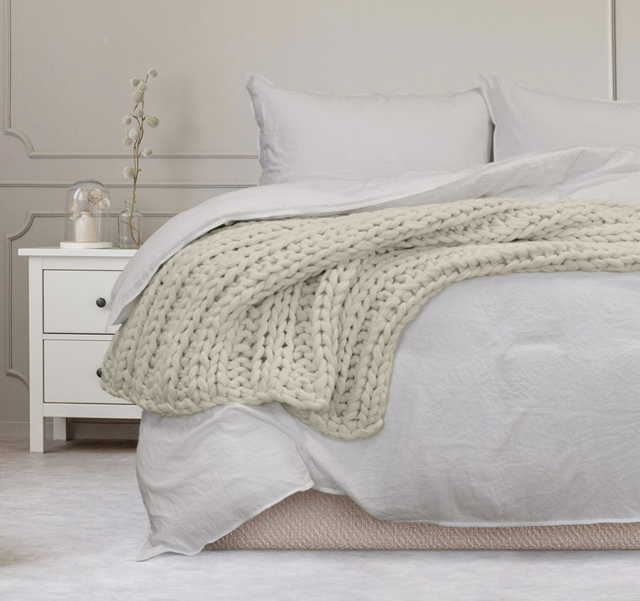 Jemma 120x150cm Throw Rug Ivory