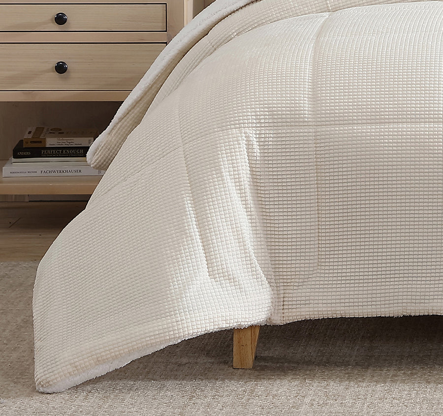 Avalon Comforter Set