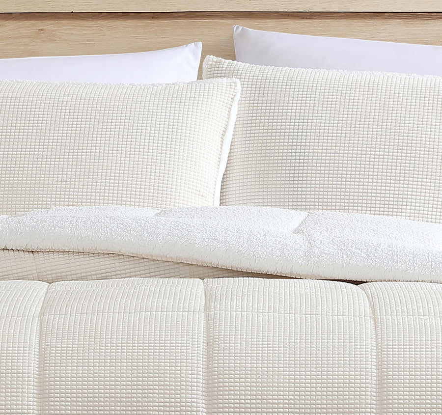 Avalon Comforter Set