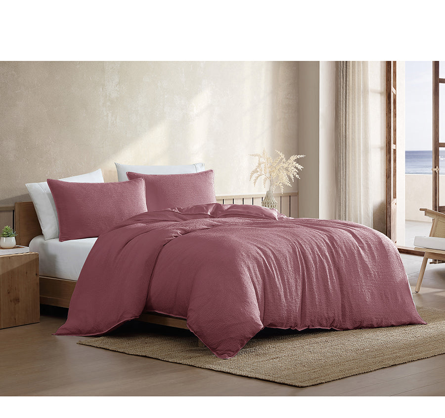 Boardwalk Quilt Cover Set Range Lipstick