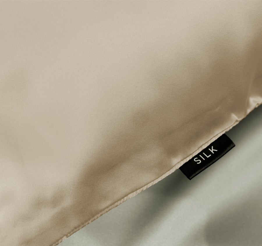 Silk Standard Pillowcase Golden Princess