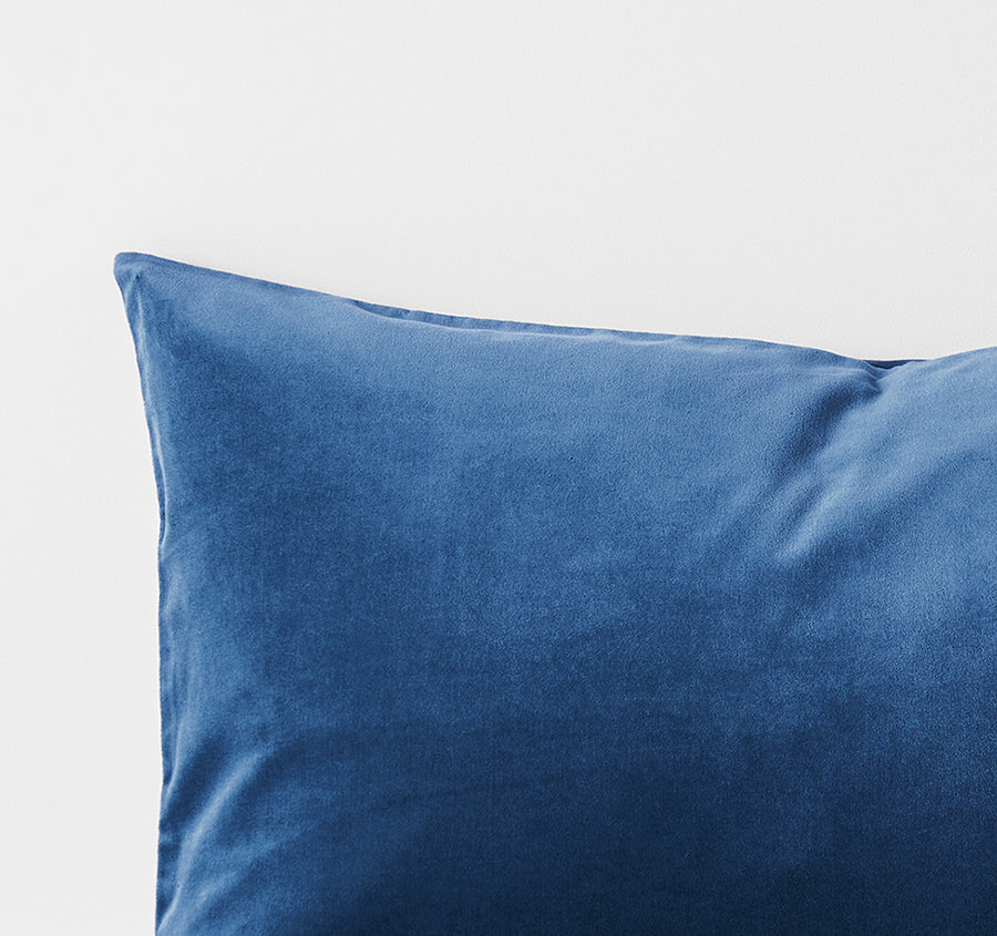 Luxury Velvet Standard Pillowcase Royal