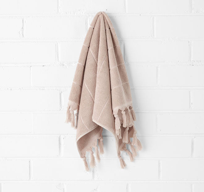 Paros 580GSM Cotton Bath Towel Range Pink Clay
