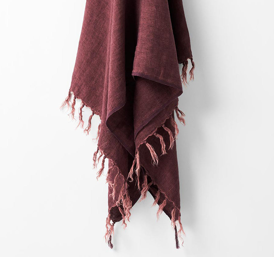 Vintage Linen Fringe 130x170cm Throw Rug Syrah