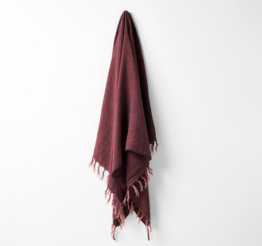 Vintage Linen Fringe 130x170cm Throw Rug Syrah