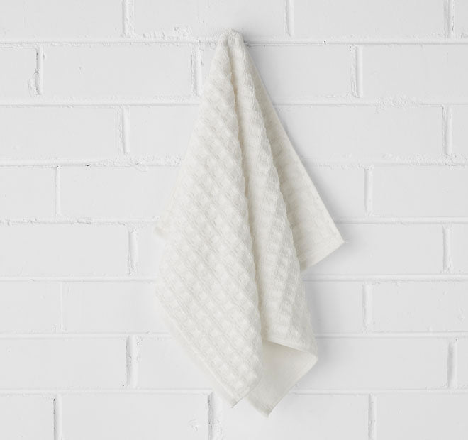 Waffle 580GSM Cotton Bath Towel Range White