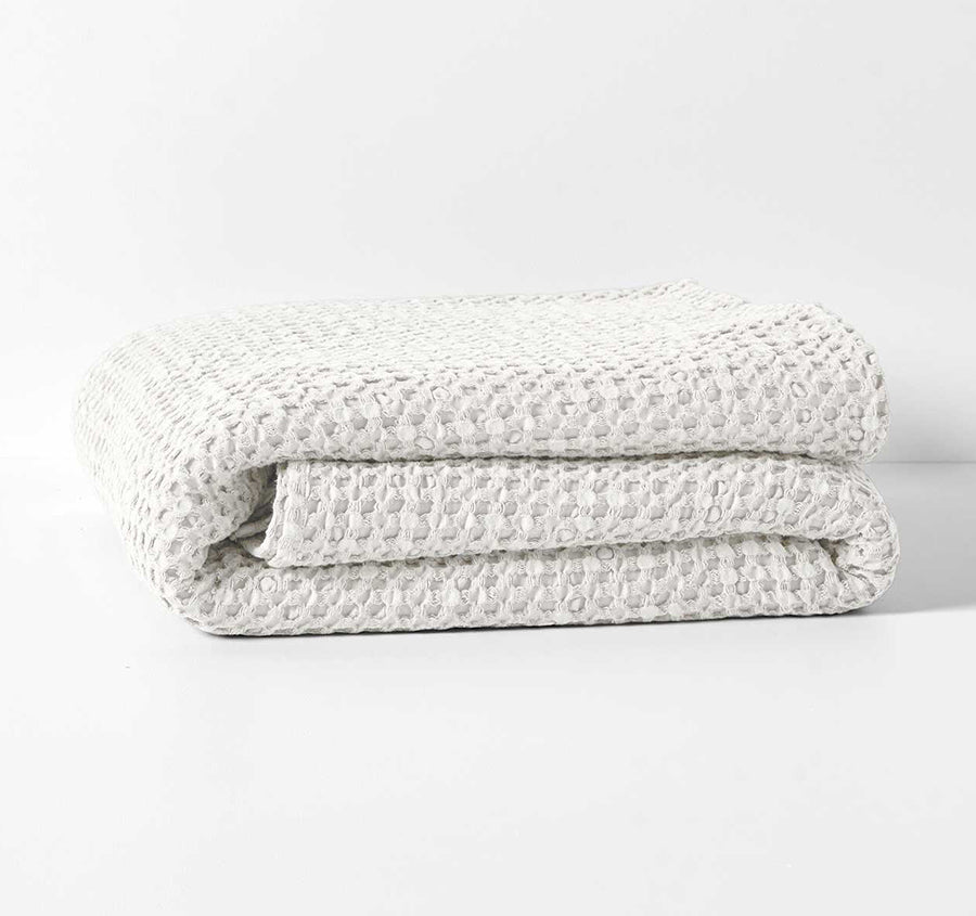 Waffle 140x200cm Throw Rug White