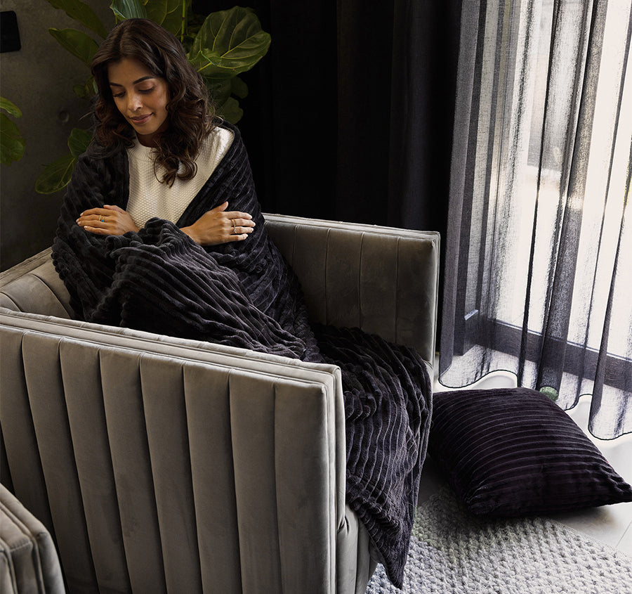 Channel 150x200cm Throw Rug Charcoal
