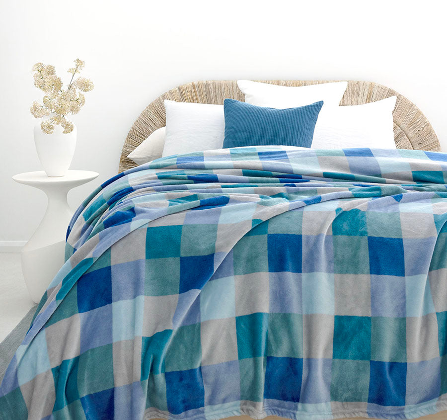 Charlie Ultraplush Blanket Range Ocean