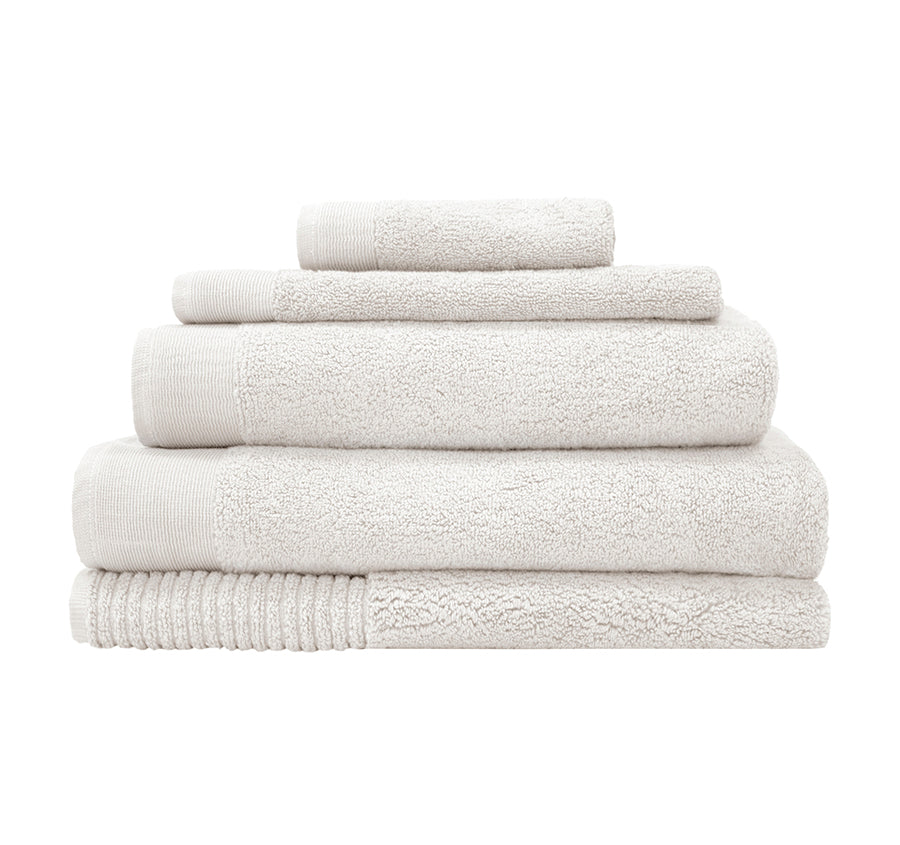 Elvire 600GSM Cotton Bath Towel Range Chalk White