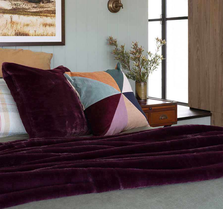 Frida 150x200cm Throw Rug Plum