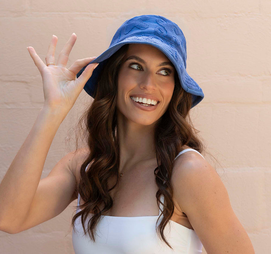 HiLo Bucket Hat Solana Blue