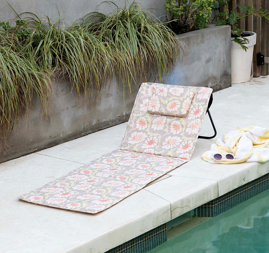 Sadie Outdoor Recliner