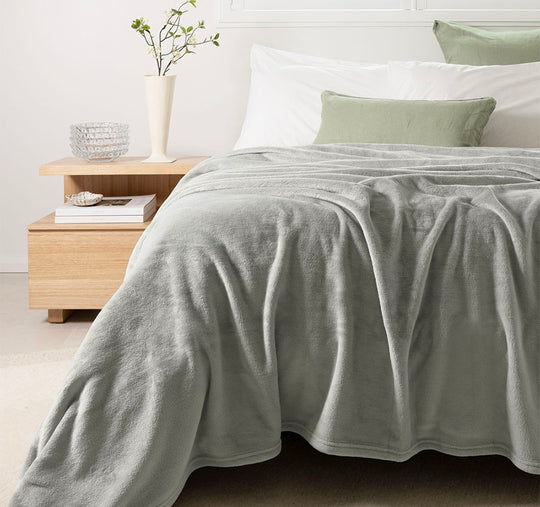Ultraplush Blanket Range Silver