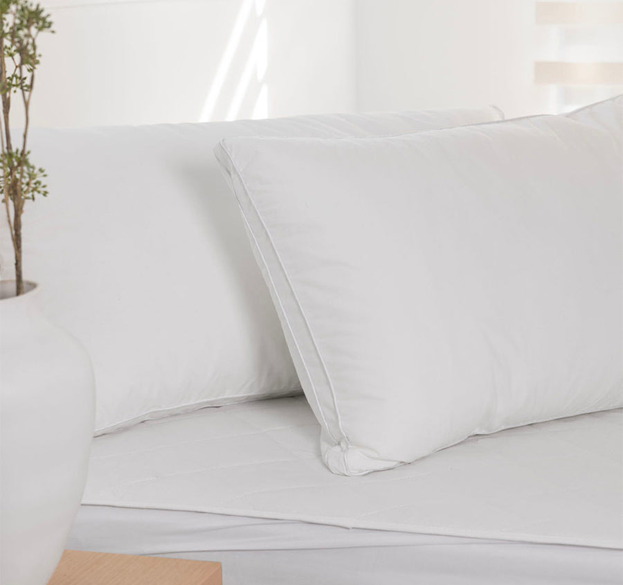 Chateau Micro Down 950g Standard Pillow Firm