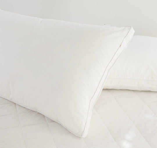 Chateau Micro Down 700g Standard Pillow Medium
