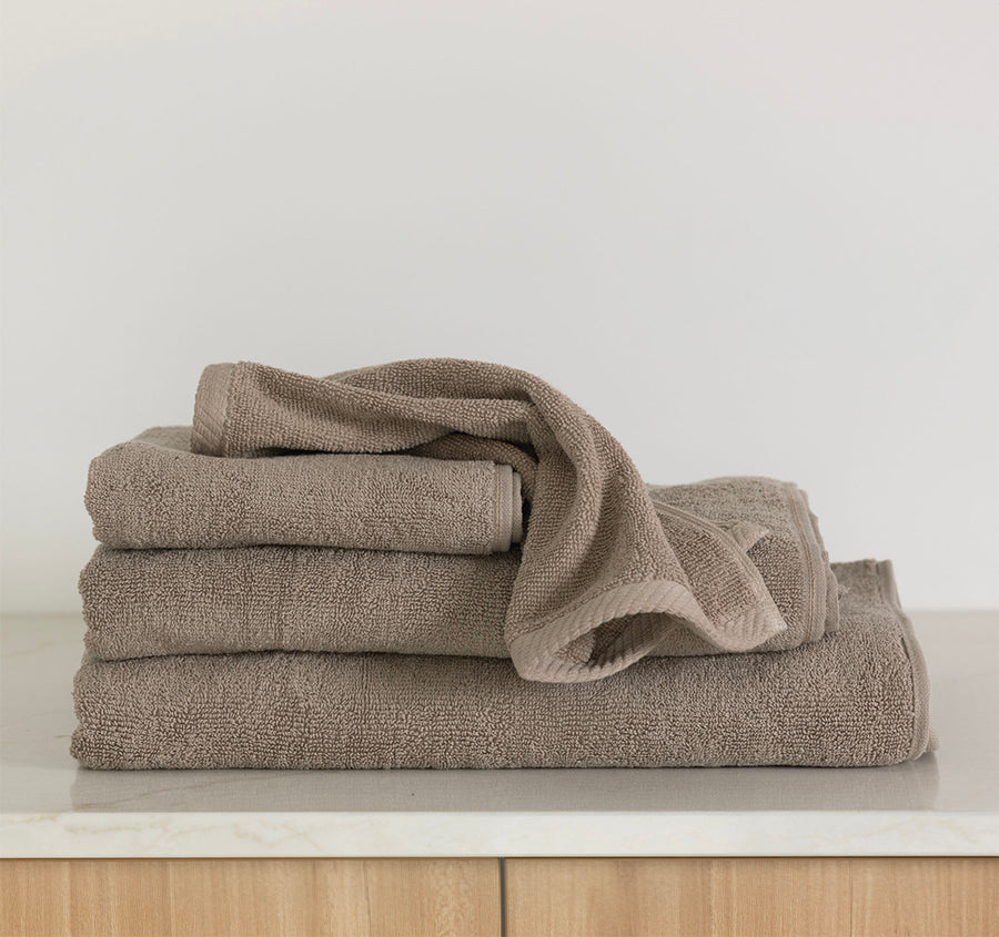 Chateau 500gsm Cotton Bath Towel Range Latte