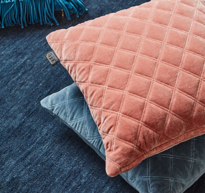 Vercors 43x43cm Filled Cushion Pink