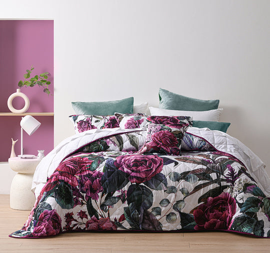 Abigail Bedspread Set Range Berry
