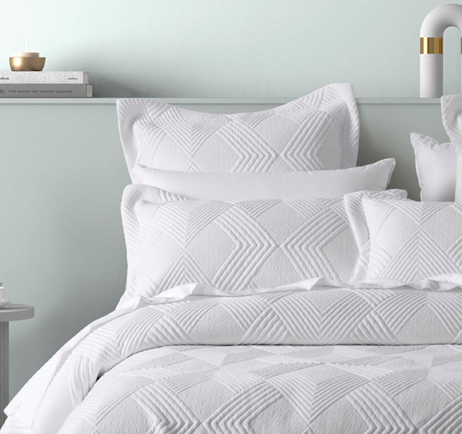 Cassiano Coverlet Set Range White