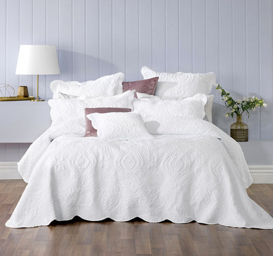 Cordelia Bedspread Set Range White