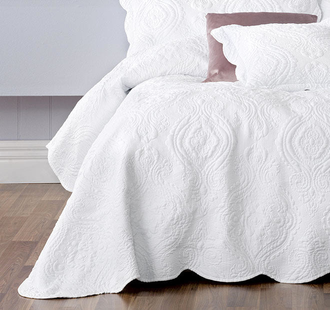 Cordelia Bedspread Set Range White