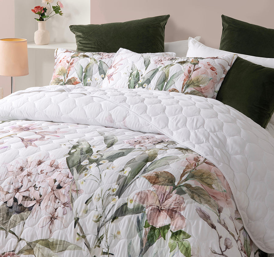 Lorna Bedspread Set Range White