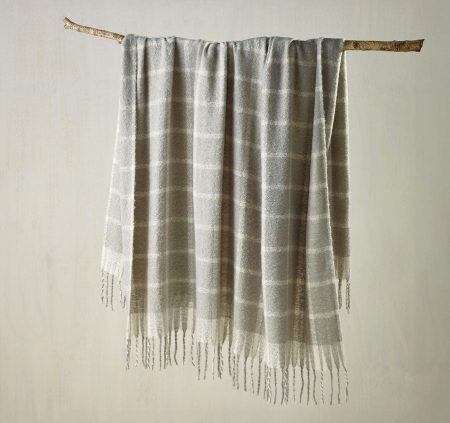 Maldon 150x220cm Throw Rug Silver