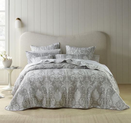 Olivia Coverlet Set Range Grey