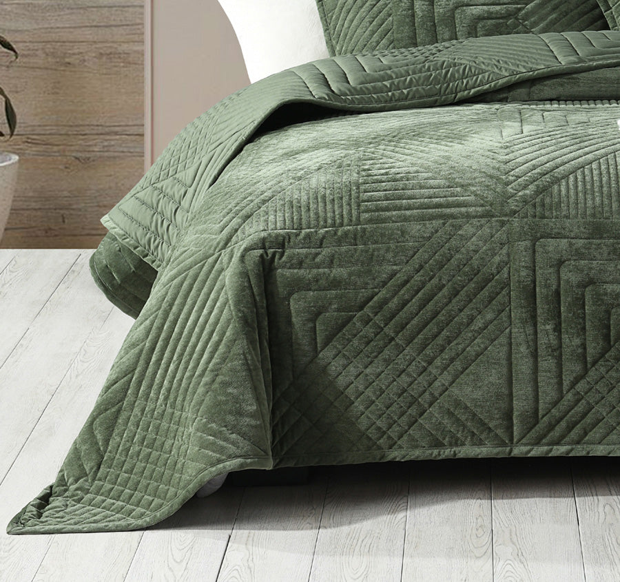 Samatra Coverlet Set Range Olive