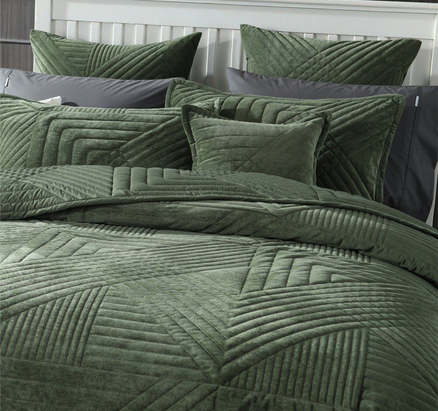Samatra 43x43cm Filled Cushion Olive