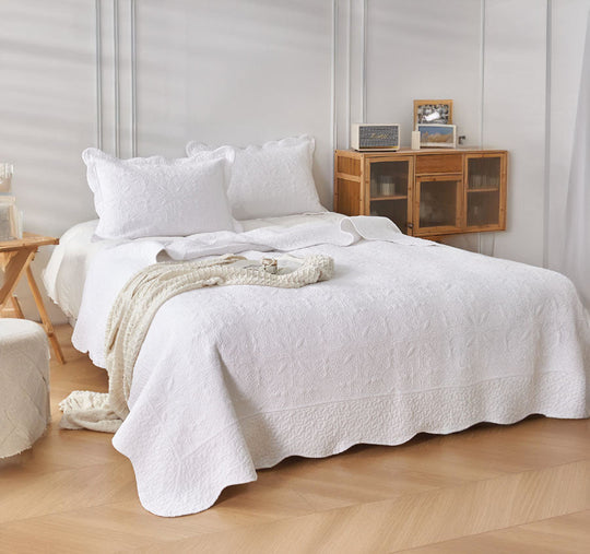 Antique White Coverlet Set Range