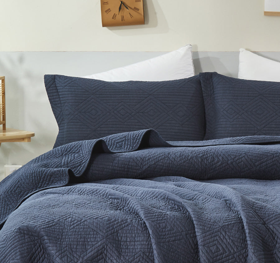 Diamond Coverlet Set Range Navy
