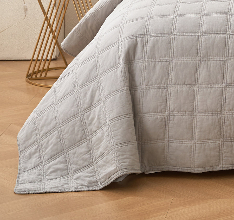Squares Coverlet Set Range Smokey Grey