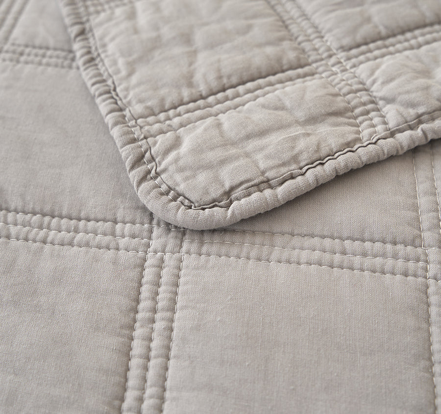 Squares Coverlet Set Range Smokey Grey