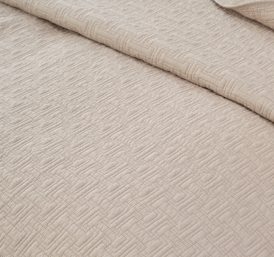 Sun Kiss Dust Coverlet Set Range