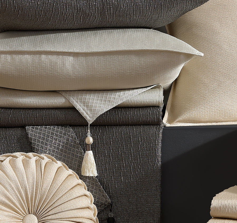 Octavia 135x220cm Throw Rug Gold