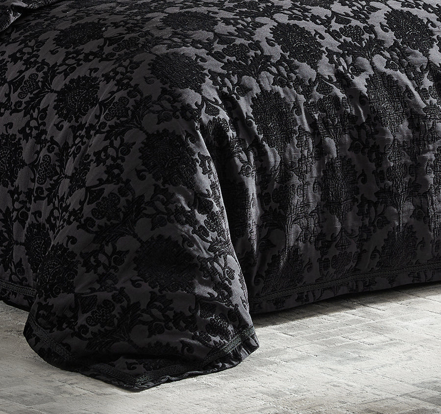 Imperial Quilt Cover Set Range Black
