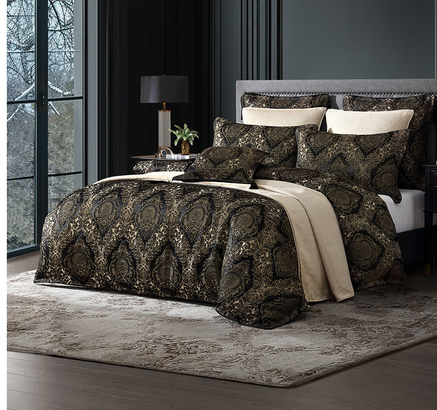 Monarch Quilt Cover Set Range Black