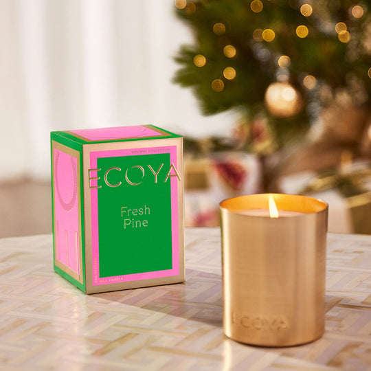 Festive Holliday Collection Goldie 460g Candle Fresh Pine