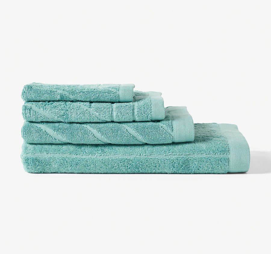 Isle 600GSM Cotton Bath Towel Range Aqua Manchester Warehouse