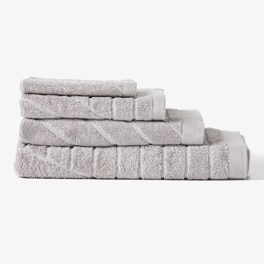 Isle 600GSM Cotton Bath Towel Range Silver