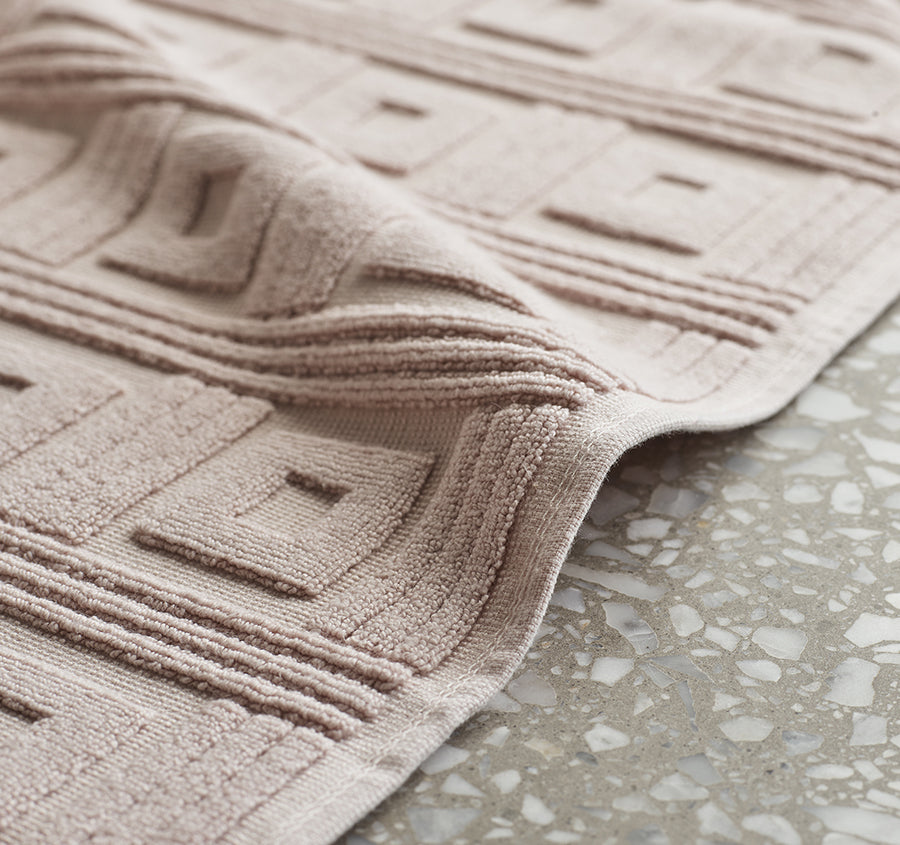 Astoria 580gsm Cotton Bath Towel Range Blush