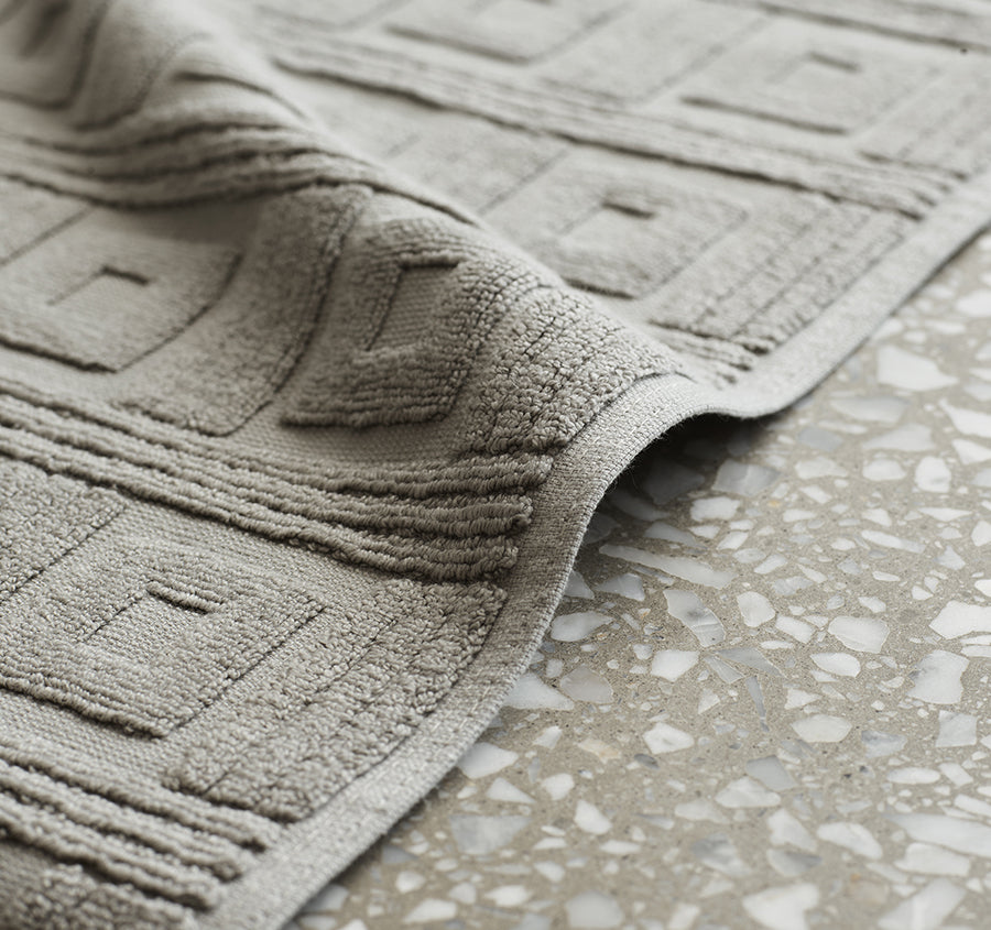 Astoria 580gsm Cotton Bath Towel Range Dove