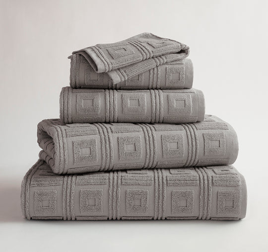 Astoria 580gsm Cotton Bath Towel Range Dove