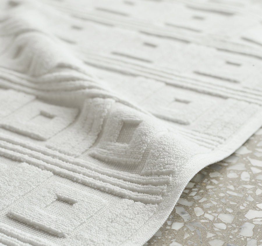 Astoria 850gsm Cotton Bath Mat White