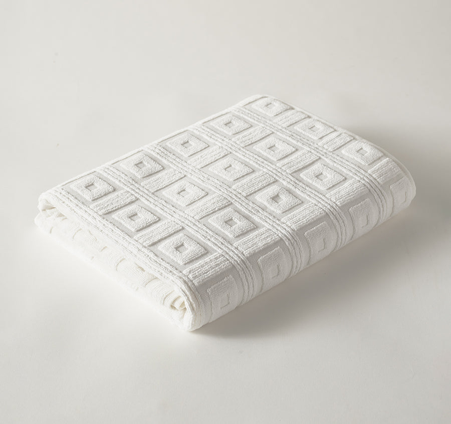 Astoria 580gsm Cotton Bath Towel Range White