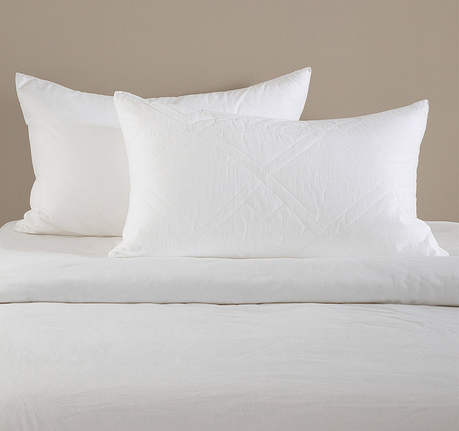 Bamboo Breathe Easy Queen Pillow Protector