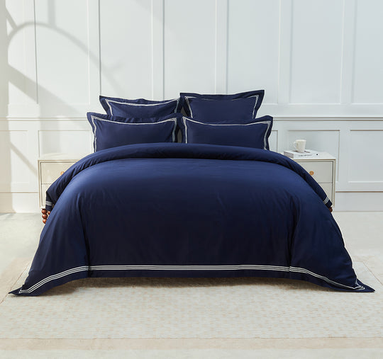 Signature 500TC Embroidered Egyptian Cotton Quilt Cover Set Range Midnight Navy and Pure White